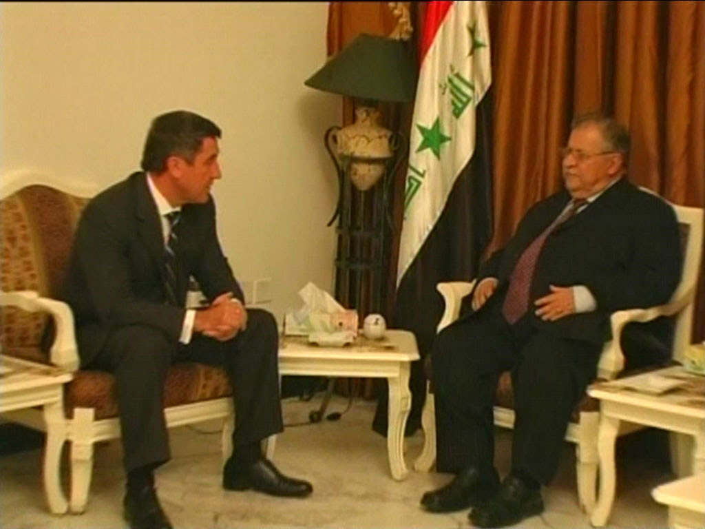 С президентом Ирака Джалялем Талабани; октябрь 2008 г.